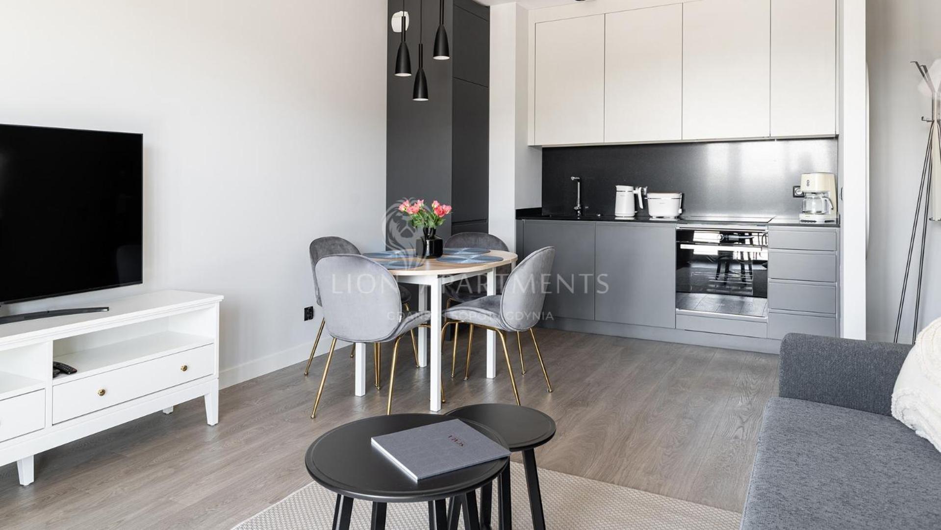 Scala City Center Apartments With Parking By Lion Apartments 格但斯克 外观 照片