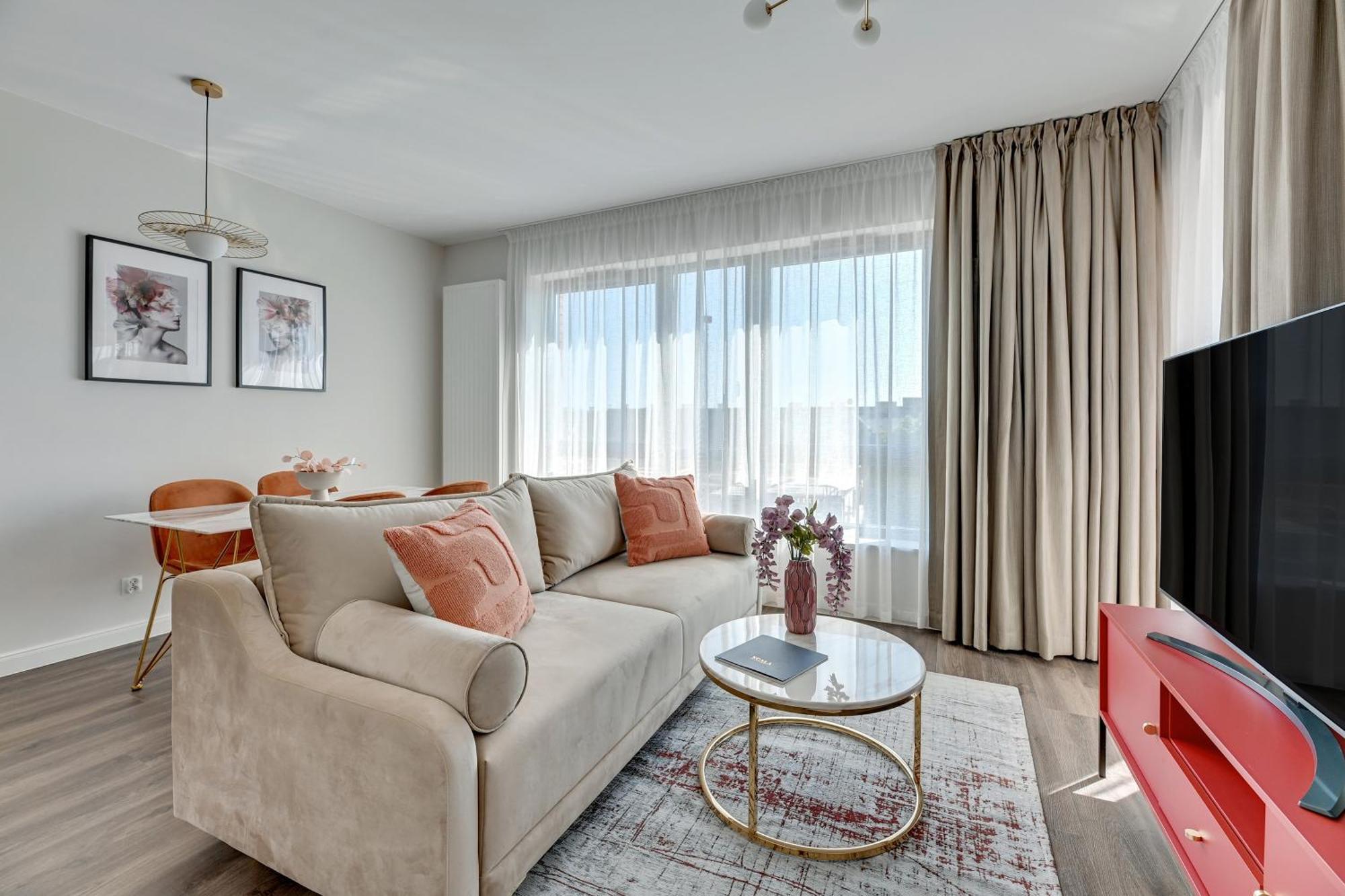 Scala City Center Apartments With Parking By Lion Apartments 格但斯克 外观 照片