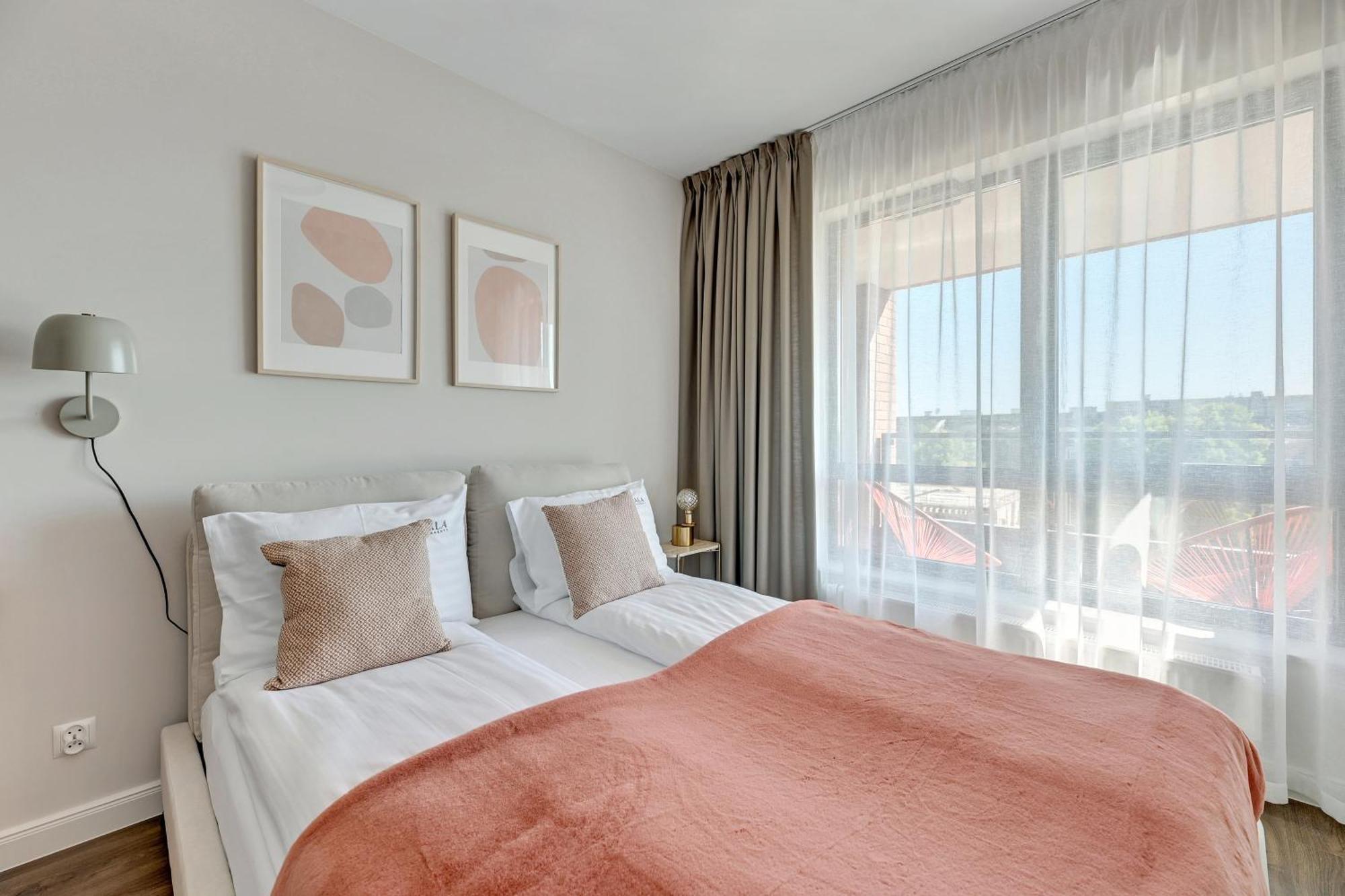 Scala City Center Apartments With Parking By Lion Apartments 格但斯克 外观 照片